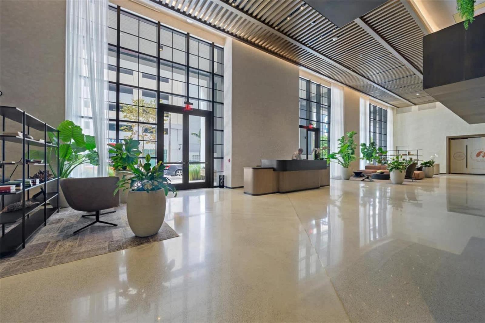 Oasis With Gym & Pool Miami